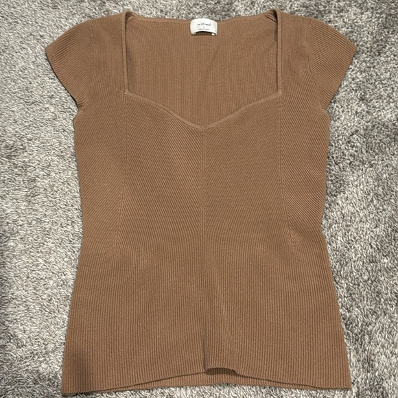 🔻FINAL SALE🔻 Aritzia Tuscany Top - Picture 2 of 3